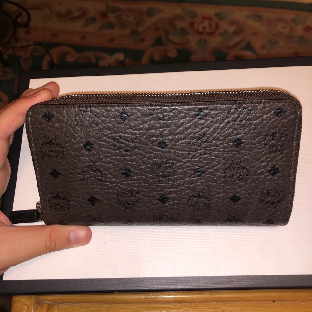 MCM wallet